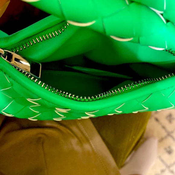 Woven knot handbag - Picture 3 of 5